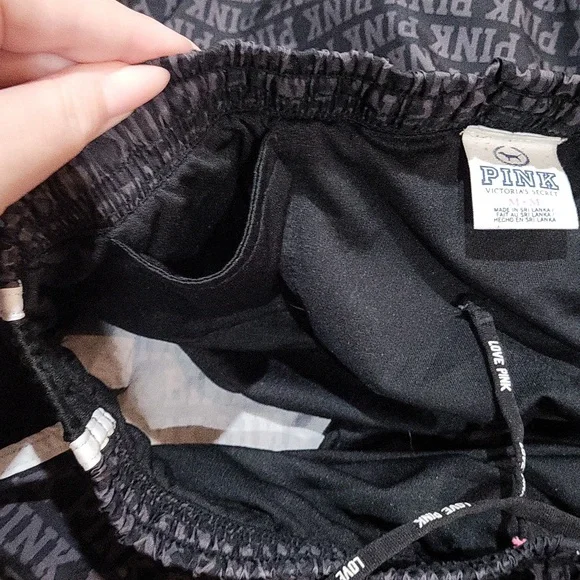 PINK Victoria's Secret Shorts - Picture 10 of 15